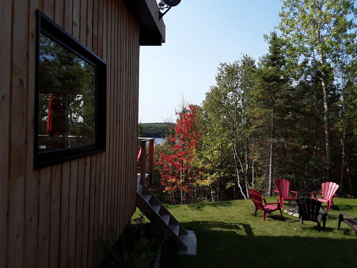Residence Touristique Lodge Des Bois Saint-Felix-d'Otis Ngoại thất bức ảnh